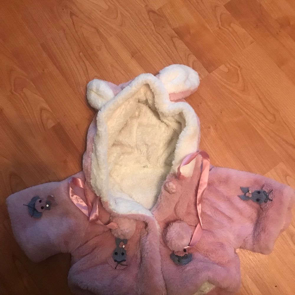 Pink coat - Picture 3 of 3
